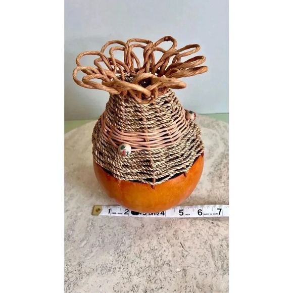 Vintage Handmade Carved Embellished Brown Gourd Decorative Vase Tabletop Decor s - Picture 8 of 12